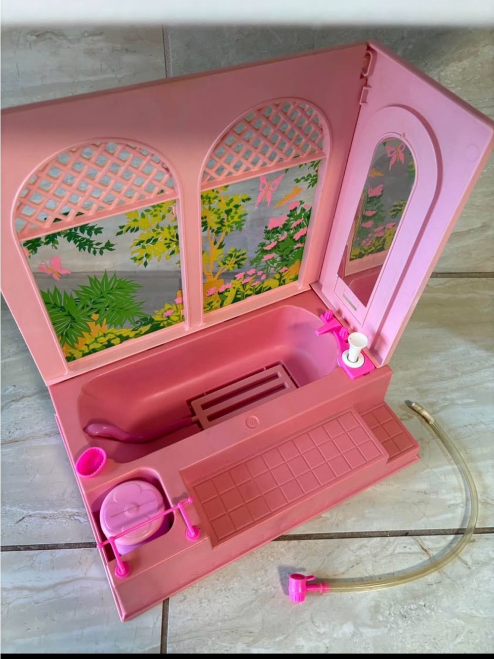 Vintage 1975 Barbie Bathtub and Shower